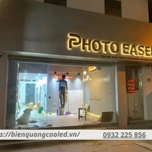 Biển hiệu studio áo cưới là công cụ marketing hiệu quả