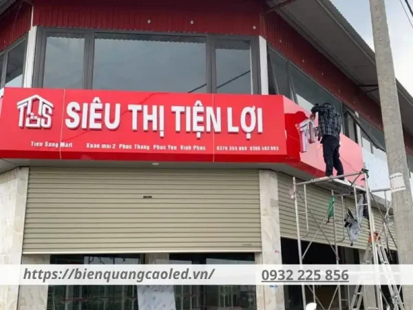 Lưu ý khi thiết kế, thi công biển quảng cáo tạp hoá