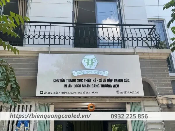 Trang Phát - Đơn vị thi công biển quảng cáo shop thời trang được nhiều người tin tưởng