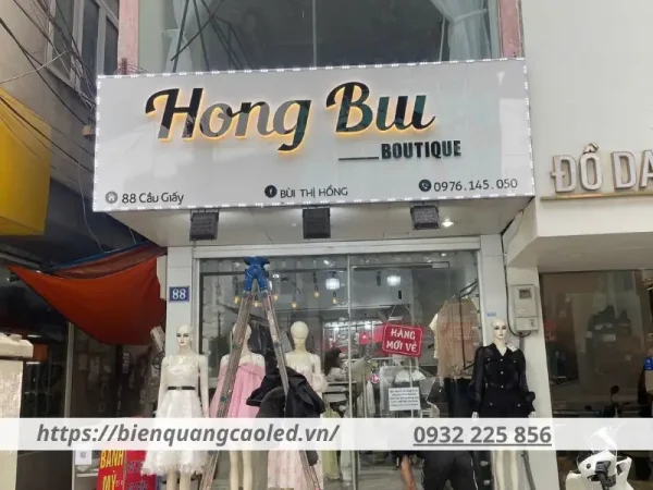biển quảng cáo shop thời trang