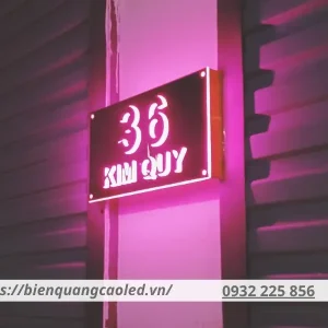 Biển số nhà inox sáng đèn giúp tăng nhận diện ngay trong đêm tối