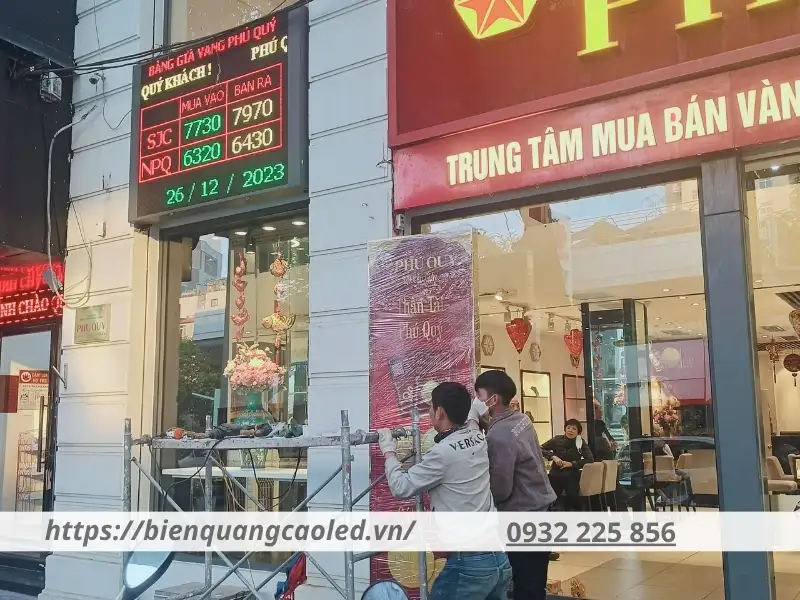 Một số lưu ý khi thiết kế, thi công biển quảng cáo cho tiệm vàng