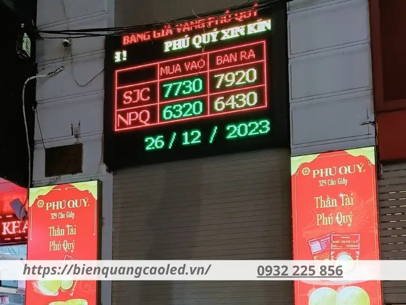 Xu hướng thiết kế biển hiệu cửa hàng vàng bạc kết hợp đèn led