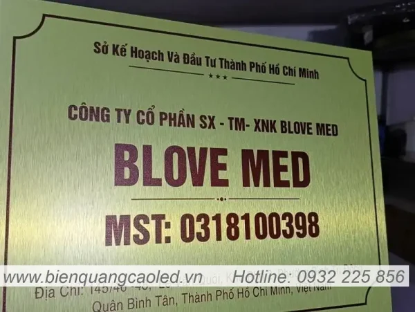 Bien Alu In UV