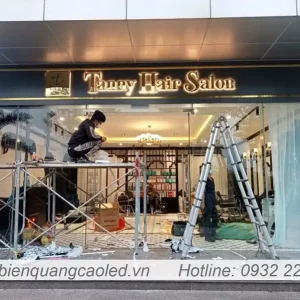 Bien alu gan chu noi mica