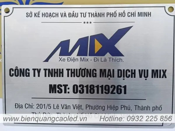 Bien cong ty inox an mon