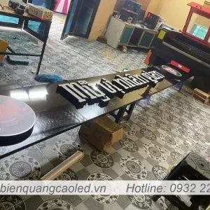 Chu Noi Gan Led doi mau Trang Phat