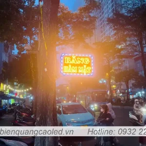 Lam bien quang cao led