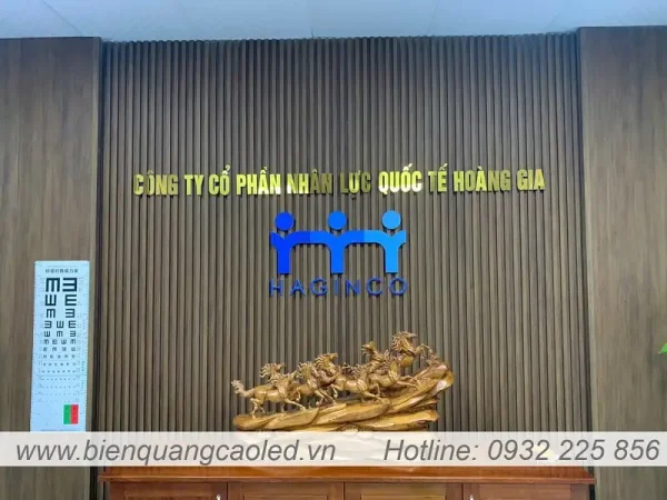 bien quang cao chu noi vang guong