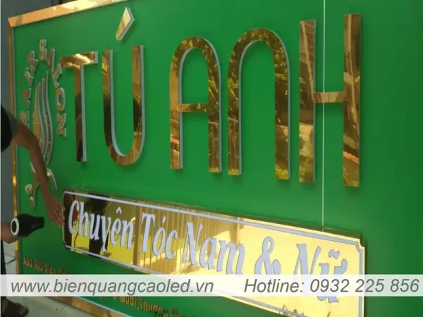 chu noi Alu co den hat chan