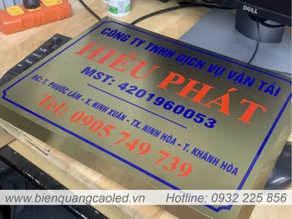 Bien cong ty inox xuoc chan vat an mon