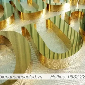 Chu inox vang guong gia re