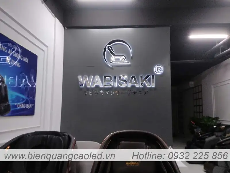 Gia logo inox sang den dep