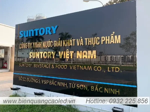 Logo inox khong sang den