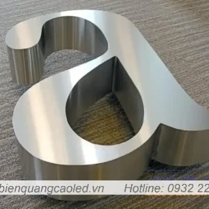 Logo inox xuoc bac ngoai troi