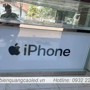 Mau bien cong ty mica treo tuong hoa tiet in uv