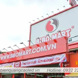 bang hieu cua hang tre em