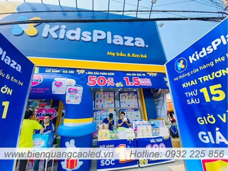 Bảng hiệu mẹ và bé