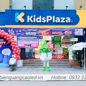 bang hieu quang cao cua hang me va be gia re