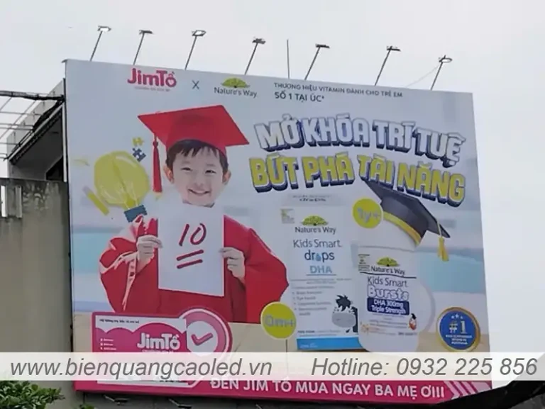 Biển bạt lót tôn