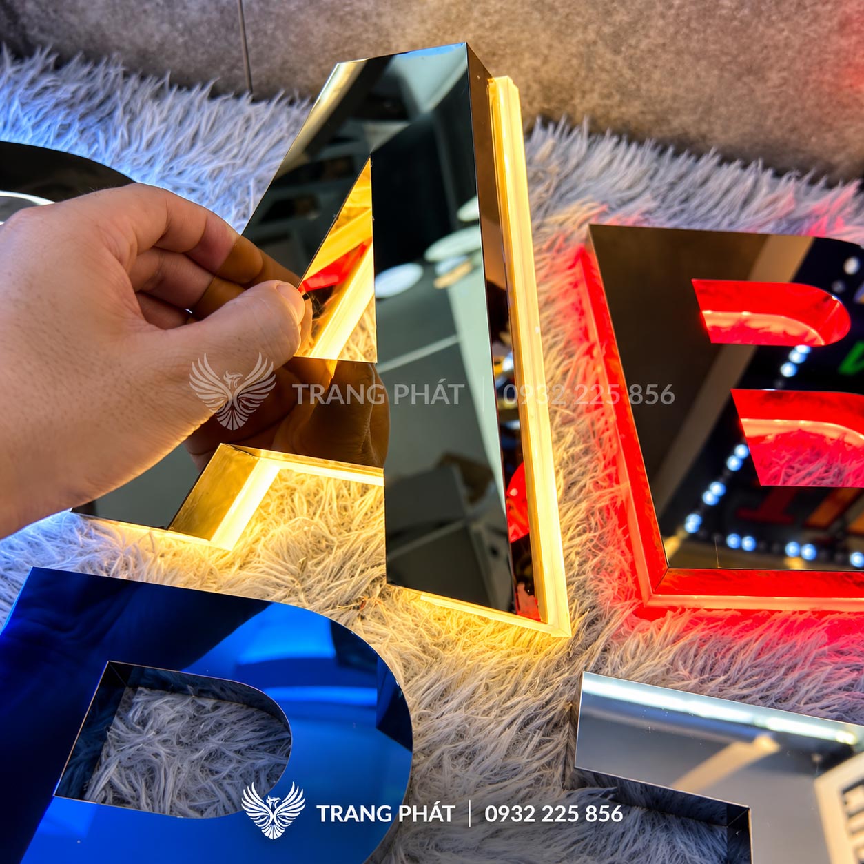 chữ inox vàng gương 4