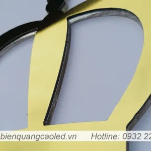 chu mica bien quang cao