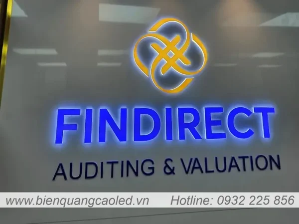 logo mica den led hat sang treo tuong