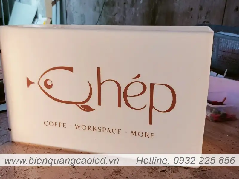 Bien vay hop den quang cao sang 5 mat dep mat Bien vay hop den quang cao sang 5 mat dep mat