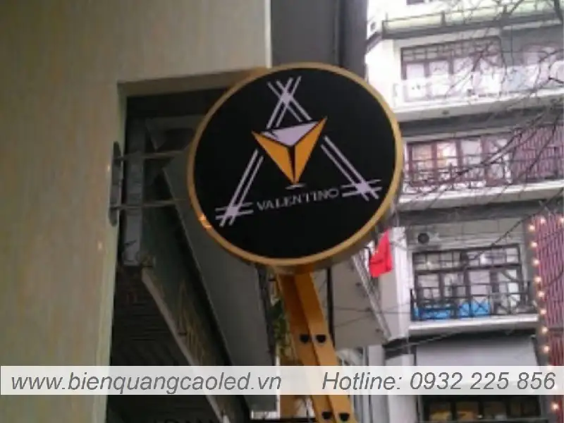 Bien vay led sang tao
