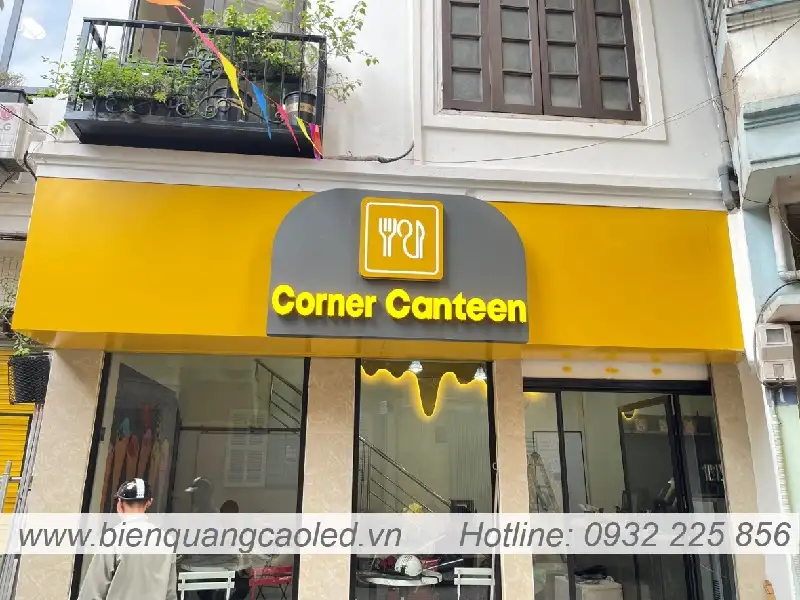 Gia lam bien quang cao