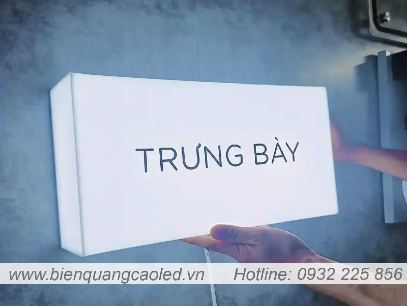 Hop den quang cao LED 5 canh trong nha Hop den quang cao LED 5 canh trong nha