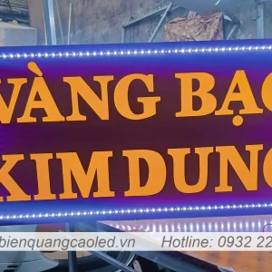 Hop den vay LED am ban