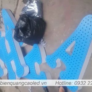 Lam chu alu cam bong LED