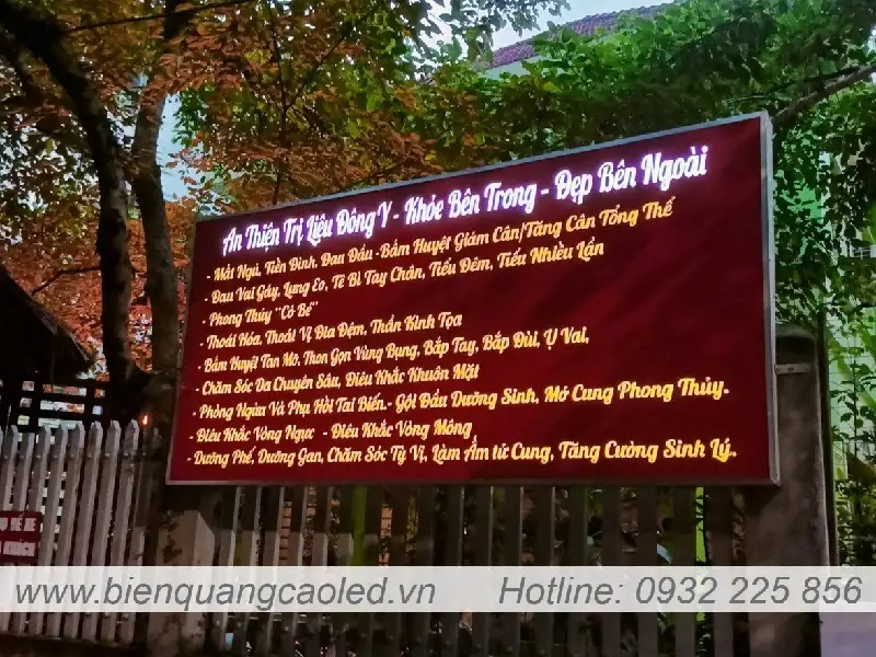 Mau bien quang cao massage dep Mau bien quang cao massage dep