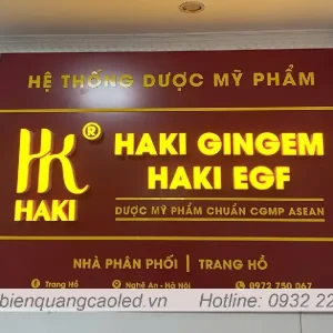 Mau chu mica vang sang den