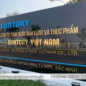 Thi cong bien quang cao Trang Phat