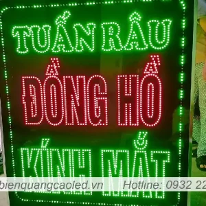 Bien led vay quang cao