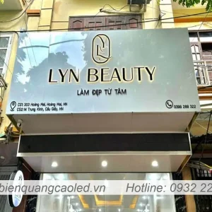 bien quang cao spa chu noi
